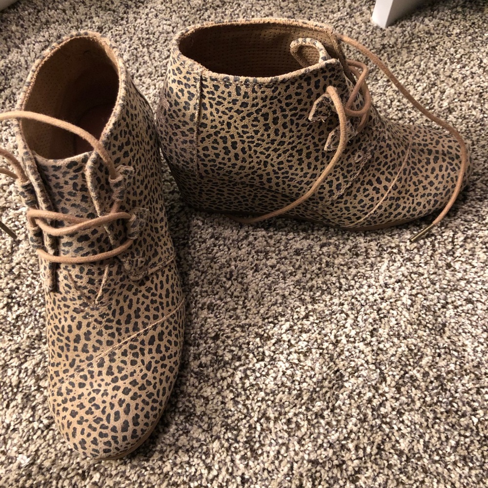 TOMS Cheetah print wedge bootie